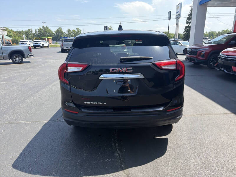 2024 GMC Terrain SLE
