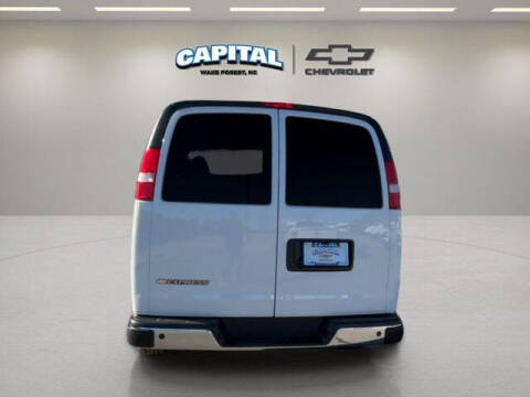 2025 Chevrolet Express LT 3500