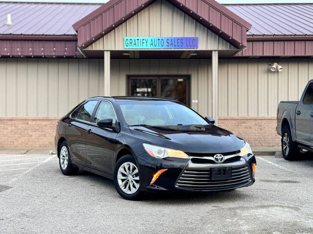 2016 Toyota Camry for sale at Gratify Auto Sales LLC in Lincoln, NE