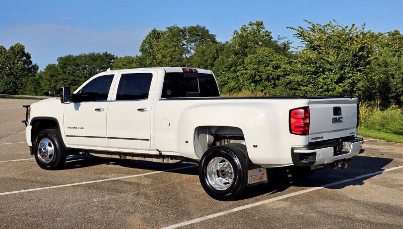2019 GMC Sierra 3500HD Denali