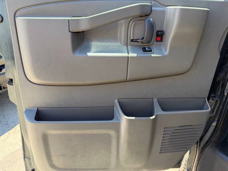 2017 Chevrolet Express 3500