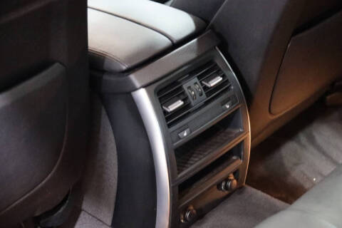 2013 BMW 5 Series 550i xDrive Gran Turismo