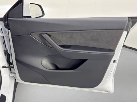 2021 Tesla Model Y Standard Range