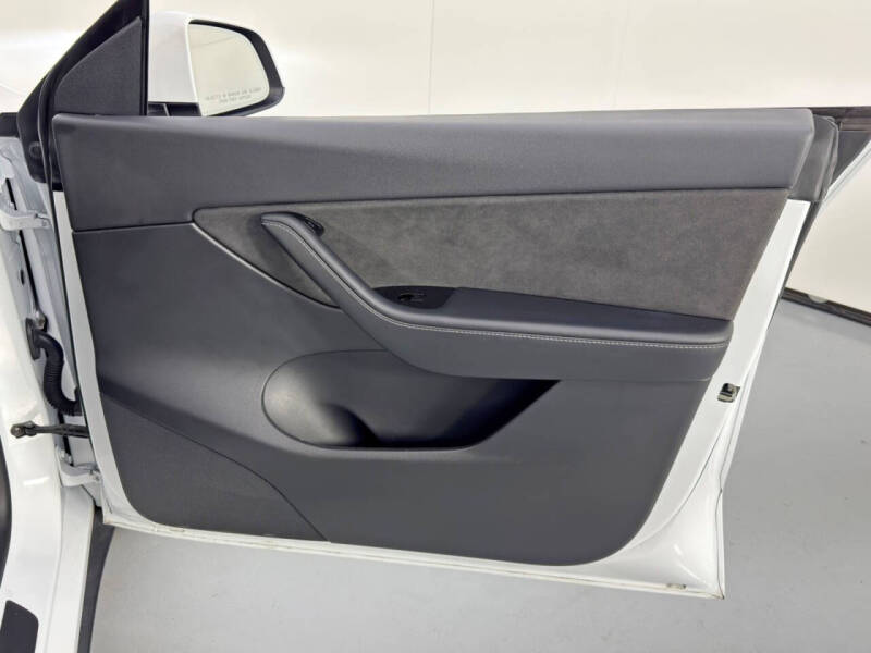 2021 Tesla Model Y Standard Range