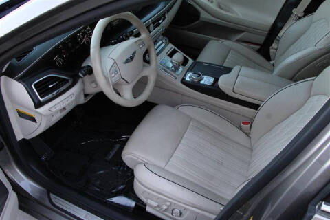 2021 Genesis G90