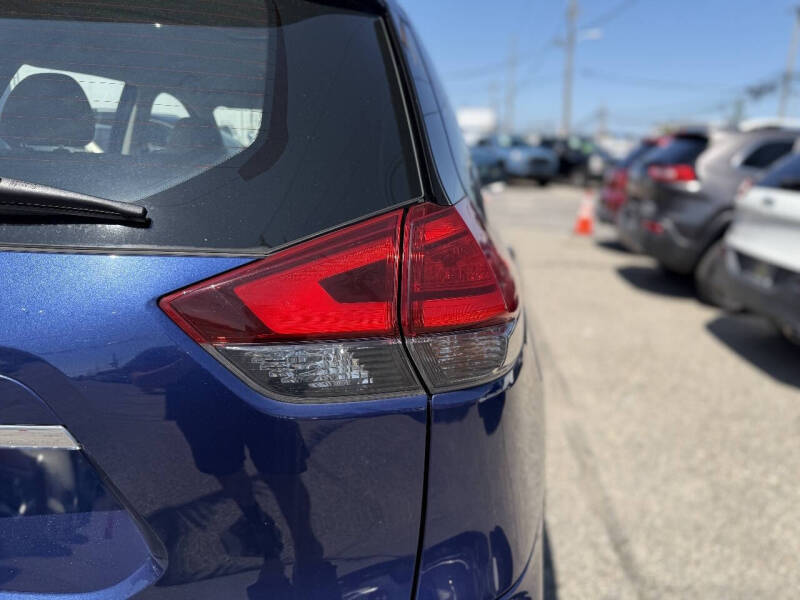 2017 Nissan Rogue S