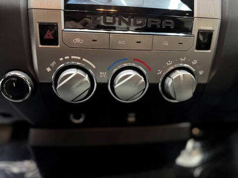 2015 Toyota Tundra SR5