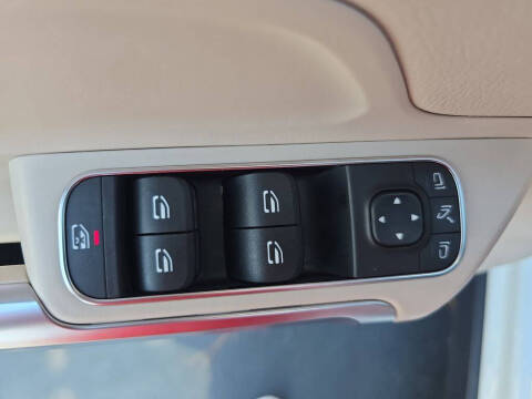 2025 Mercedes-Benz GLB GLB 250