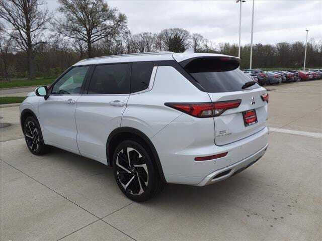 2022 Mitsubishi Outlander SEL
