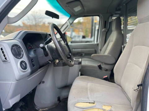 2014 Ford E-Series E-250