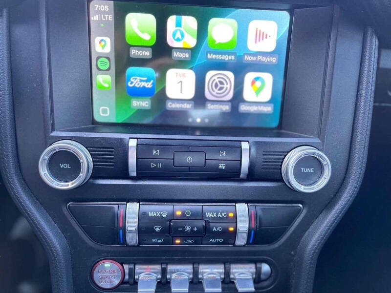 2021 Ford Mustang EcoBoost