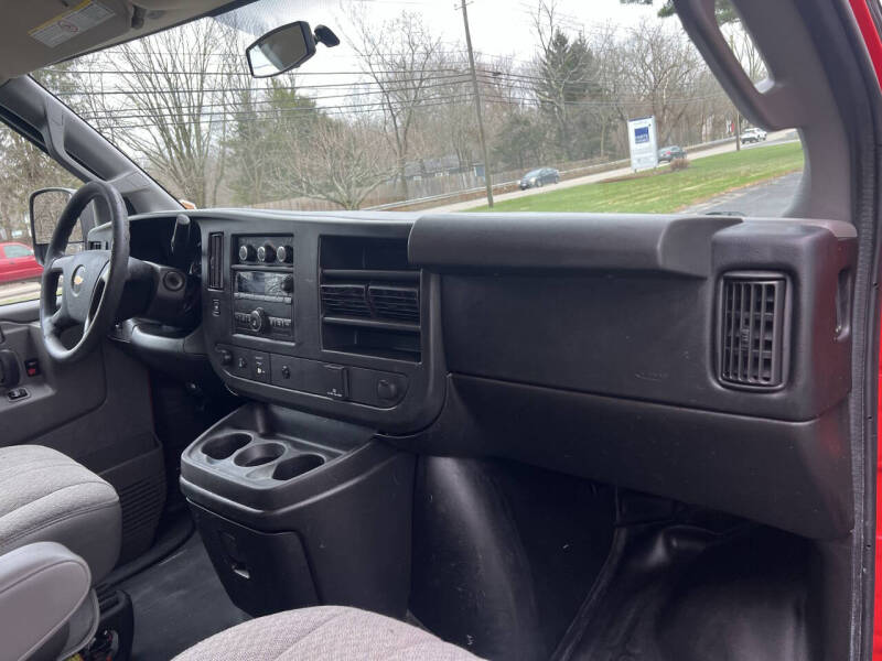 2016 Chevrolet Express 2500