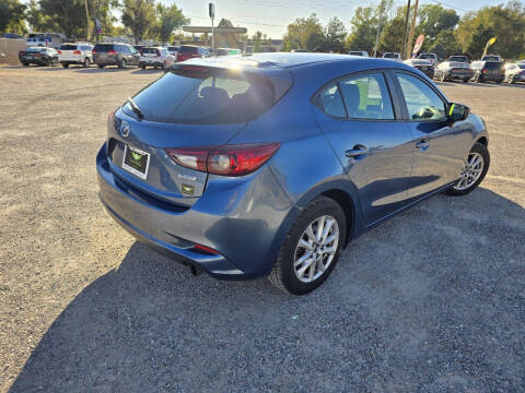 2017 Mazda MAZDA3 Sport