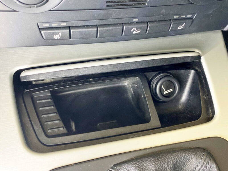 2006 BMW 3 Series 325xi