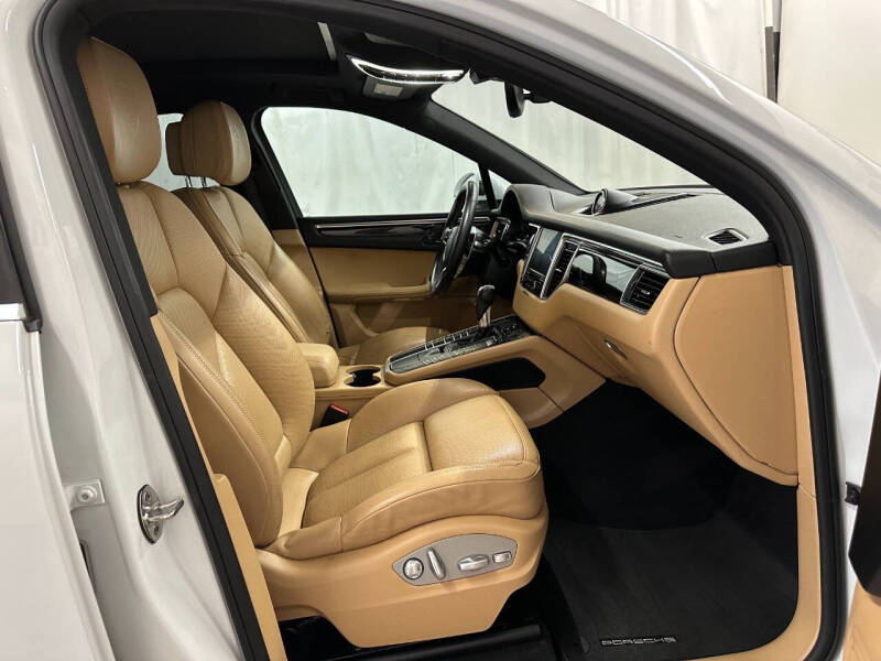 2018 Porsche Macan S