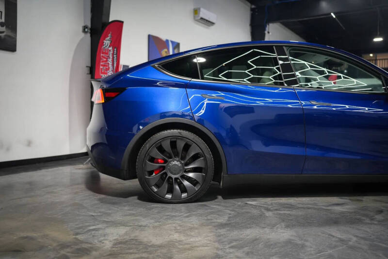 2024 Tesla Model Y Performance