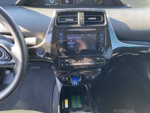 2019 Toyota Prius XLE