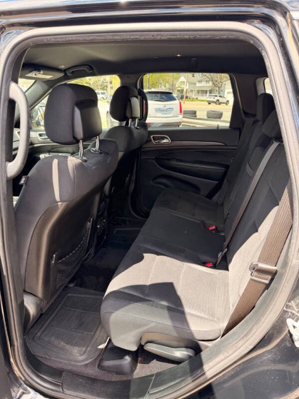 2017 Jeep Grand Cherokee Laredo
