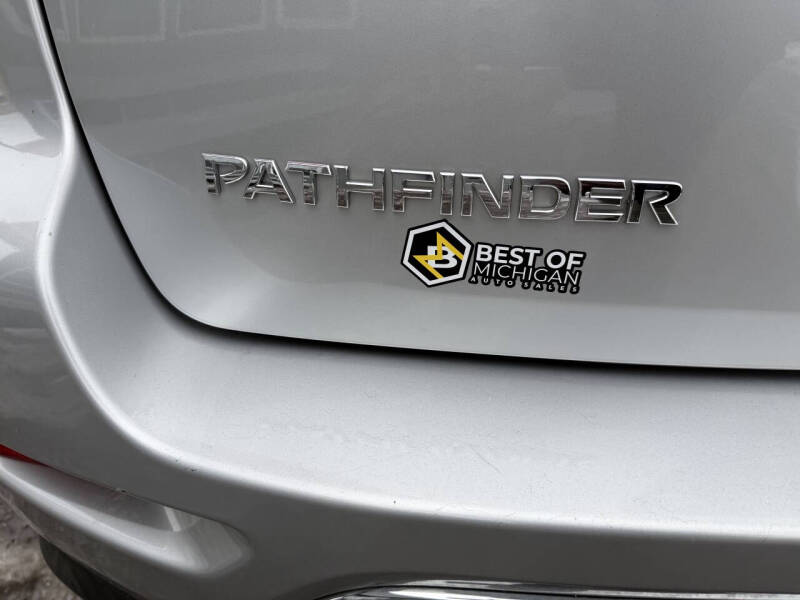 2018 Nissan Pathfinder S