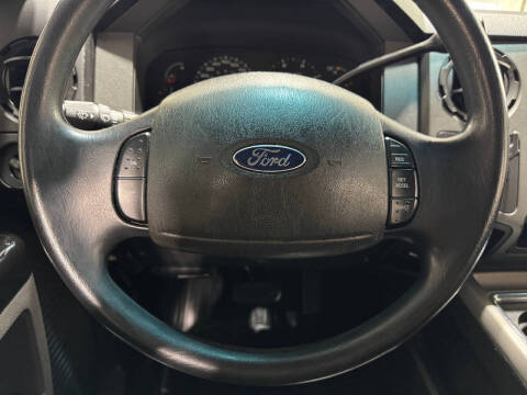 2005 Ford Excursion Eddie Bauer