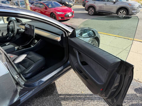 2020 Tesla Model 3 Standard Range Plus