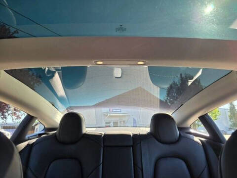 2020 Tesla Model 3 Standard Range Plus