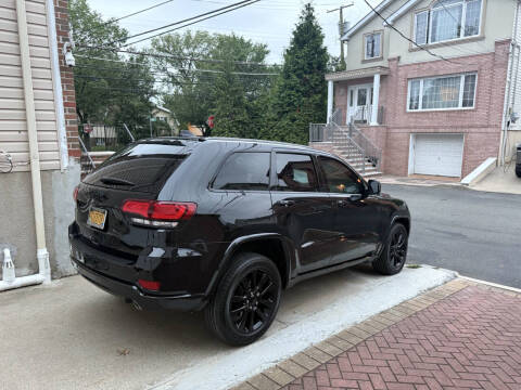2018 Jeep Grand Cherokee Altitude