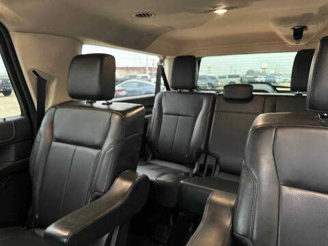 2022 Ford Expedition MAX XLT