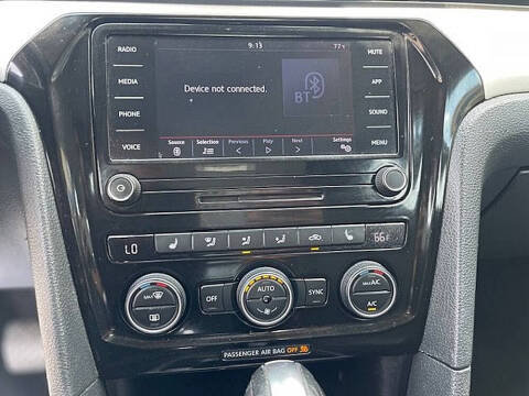 2020 Volkswagen Passat SE