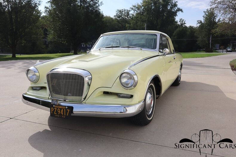 1962 Studebaker GT Hawk