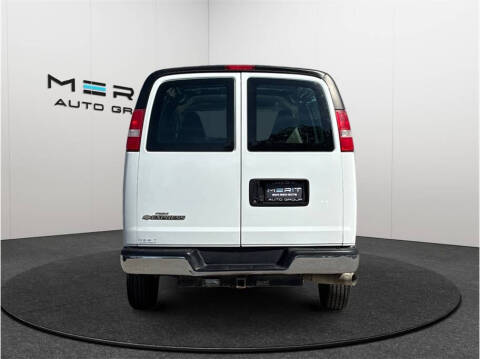 2017 Chevrolet Express 2500