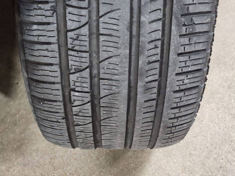 2022 Volvo XC90 T6 Inscription 6-Passenger