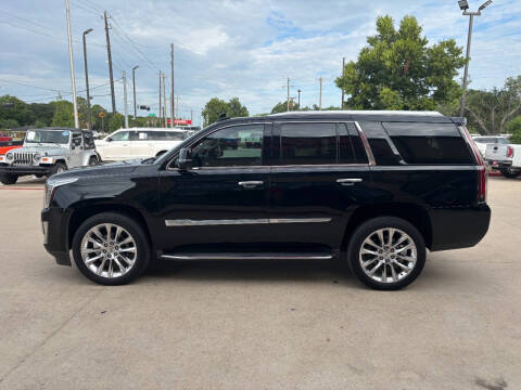 2019 Cadillac Escalade Luxury