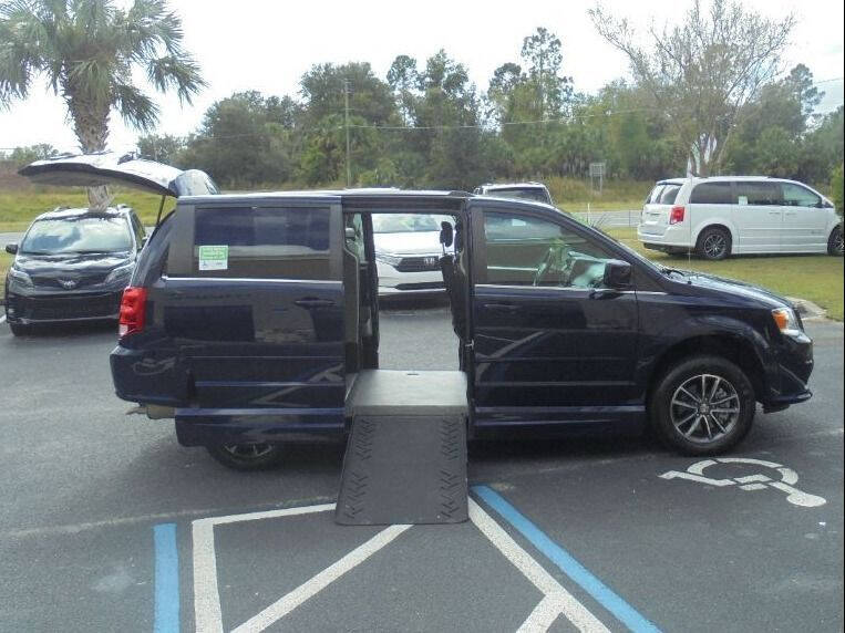 Wheelchair Handicap Van For In FL -