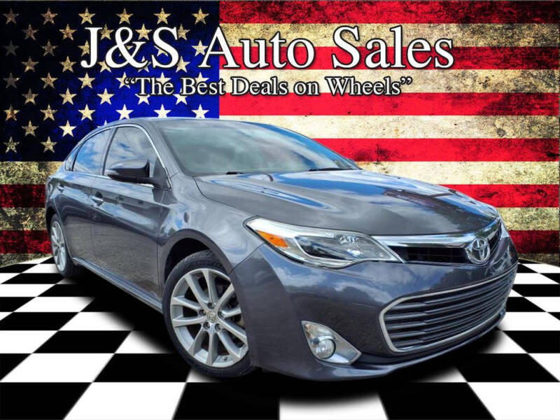 2014 Toyota Avalon XLE's photo