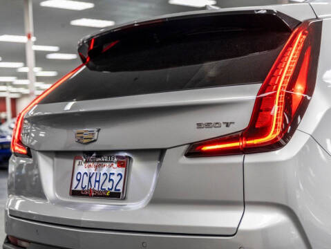 2020 Cadillac XT4 Premium Luxury