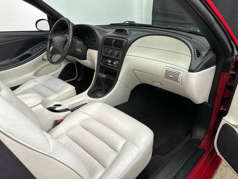 1996 Ford Mustang