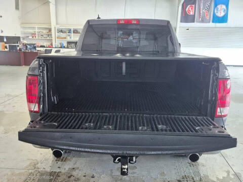 2017 RAM 1500 SLT