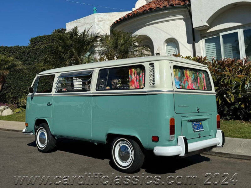 1972 Volkswagen Bus