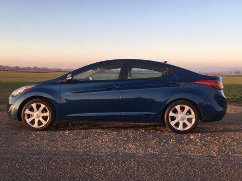 2013 Hyundai Elantra for sale at M AND S CAR SALES LLC in Independence OR