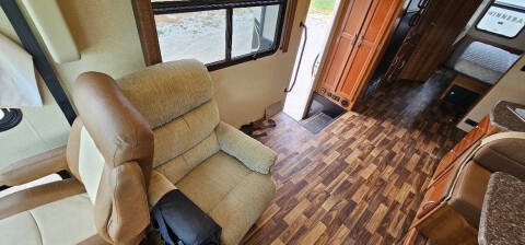 2018 Coachmen RV Pursuit