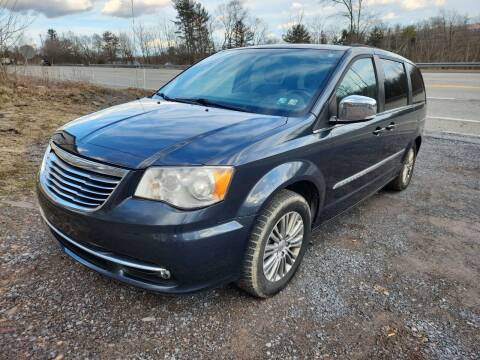 2014 Chrysler Town and Country for sale at Mackeys Autobarn in Bedford PA