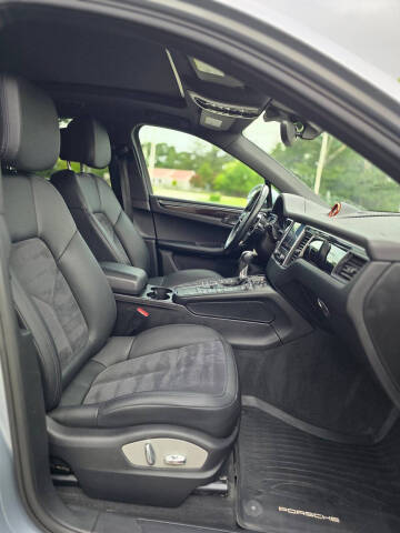 2018 Porsche Macan