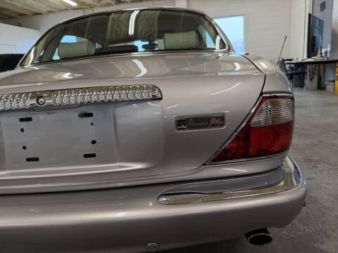 2001 Jaguar XJ-Series Vanden Plas