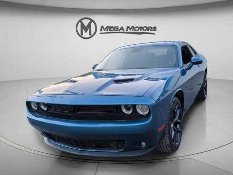 2022 Dodge Challenger SXT