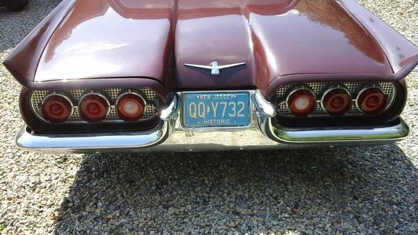 1960 Ford Thunderbird