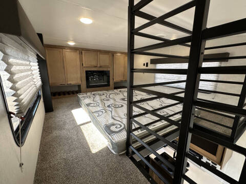 2024 Forest River CHEROKEE TIMBER WOLF MINI LOFT