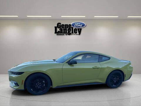 2025 Ford Mustang EcoBoost