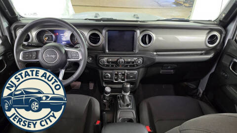 2023 Jeep Gladiator Overland