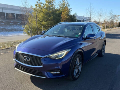 2017 Infiniti QX30 Premium